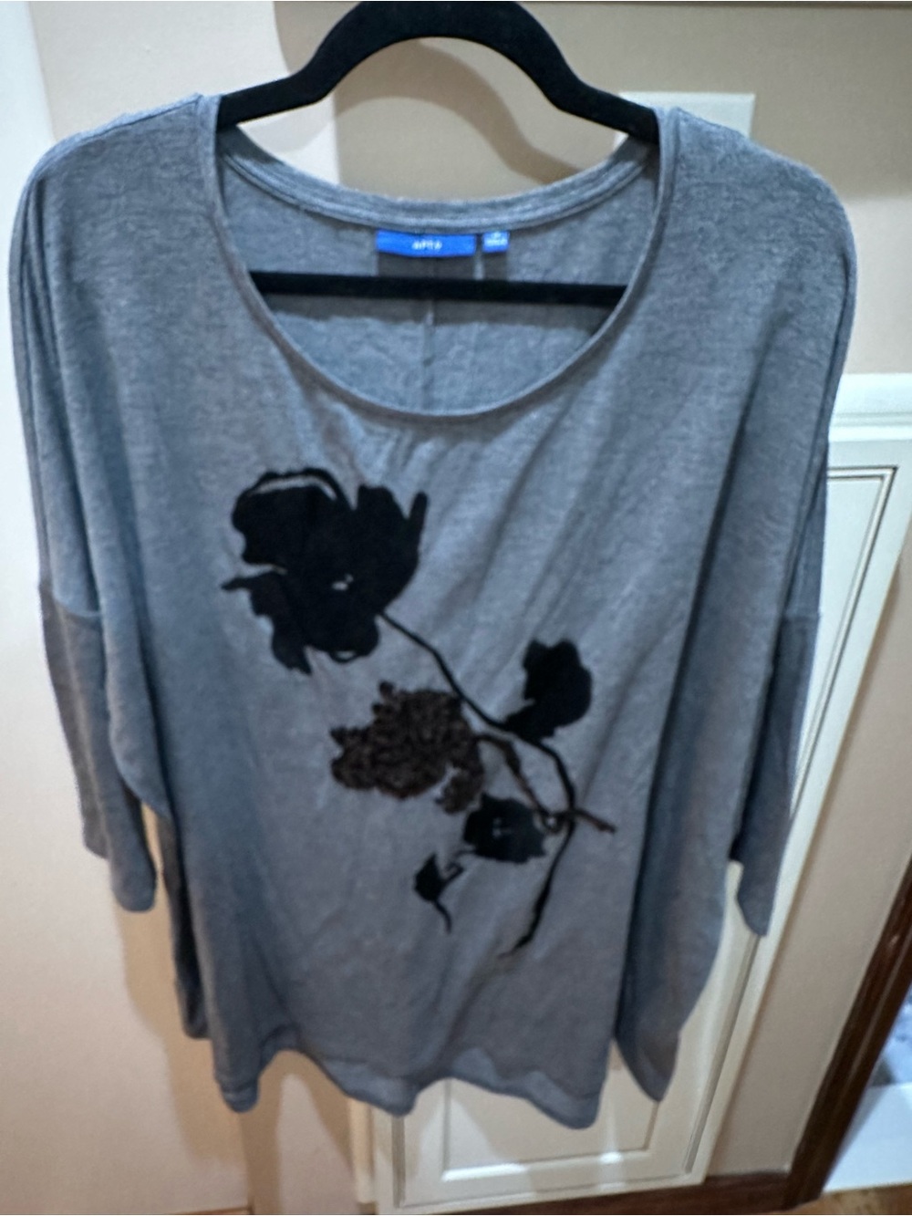 Apt 9 Blue Floral Tee Women's Top